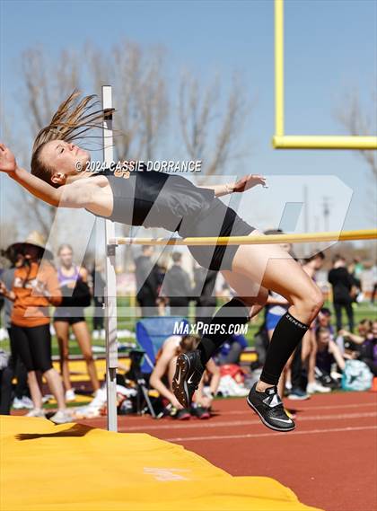 Thumbnail 3 in Murray Kula Invite (High Jump) photogallery.