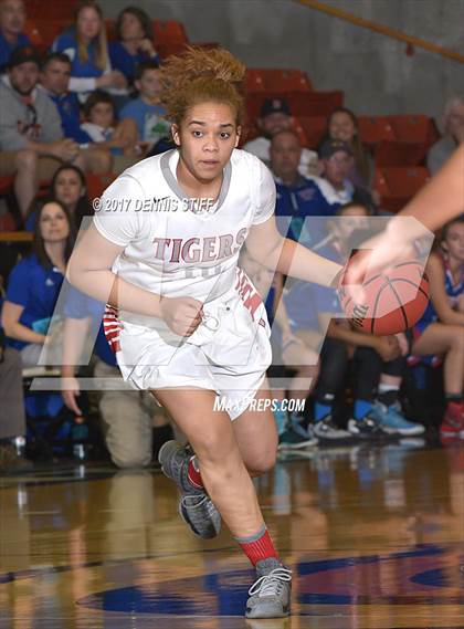 Thumbnail 1 in Patterson vs. Christian Brothers (CIF SJS D3 Final) photogallery.
