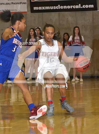 Thumbnail 2 in Patterson vs. Christian Brothers (CIF SJS D3 Final) photogallery.