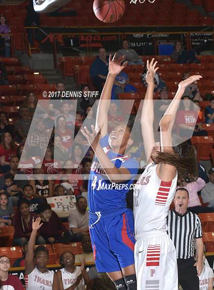 Thumbnail 1 in Patterson vs. Christian Brothers (CIF SJS D3 Final) photogallery.