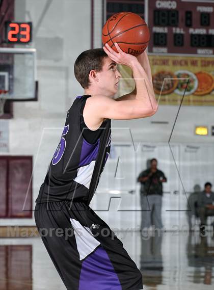 Thumbnail 1 in Redding Christian vs. Chester (CIF NS D6 Final) photogallery.