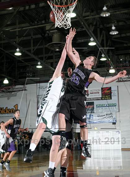 Thumbnail 1 in Redding Christian vs. Chester (CIF NS D6 Final) photogallery.