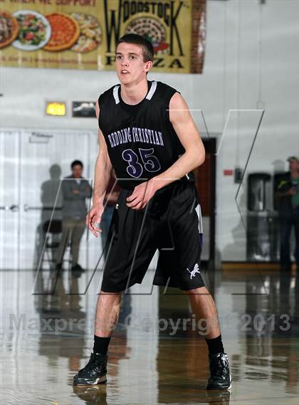 Thumbnail 2 in Redding Christian vs. Chester (CIF NS D6 Final) photogallery.