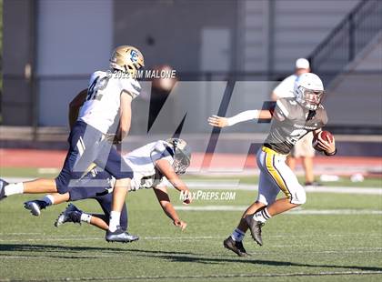 Thumbnail 3 in Saint Francis vs Central Catholic photogallery.