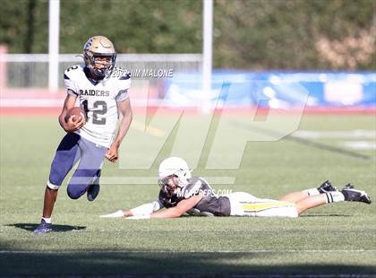 Thumbnail 3 in Saint Francis vs Central Catholic photogallery.