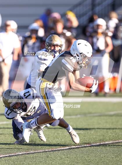 Thumbnail 1 in Saint Francis vs Central Catholic photogallery.