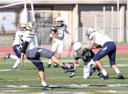 Thumbnail 2 in Saint Francis vs Central Catholic photogallery.