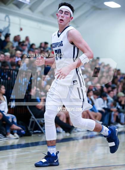 Thumbnail 2 in Camarillo vs Moorpark photogallery.