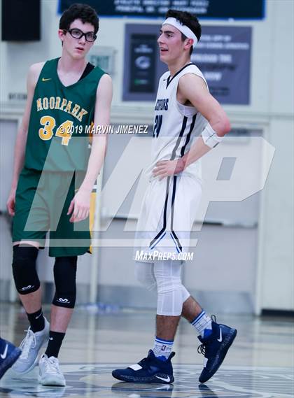 Thumbnail 3 in Camarillo vs Moorpark photogallery.