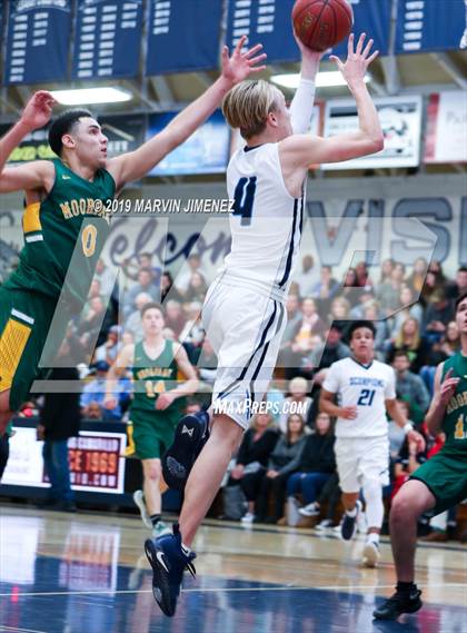 Thumbnail 2 in Camarillo vs Moorpark photogallery.