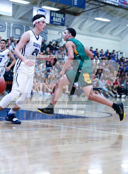 Thumbnail 1 in Camarillo vs Moorpark photogallery.