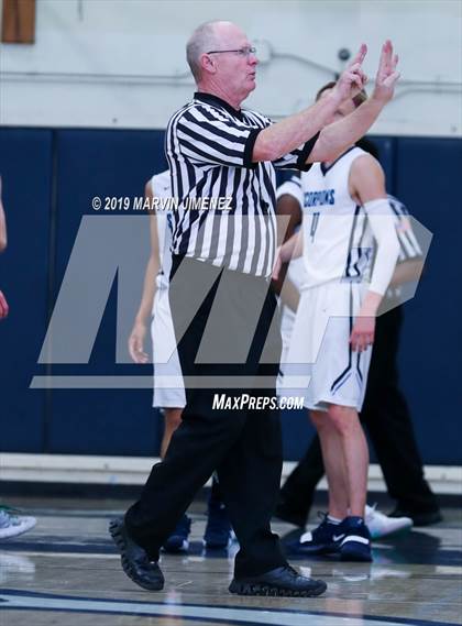 Thumbnail 3 in Camarillo vs Moorpark photogallery.