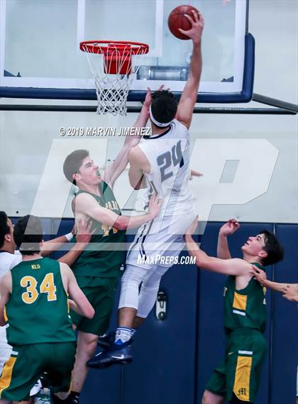 Thumbnail 2 in Camarillo vs Moorpark photogallery.