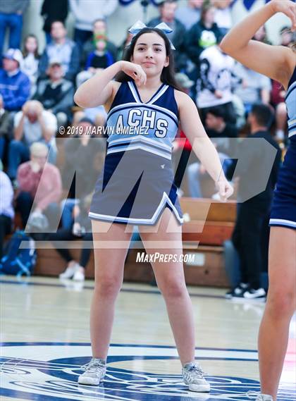 Thumbnail 3 in Camarillo vs Moorpark photogallery.