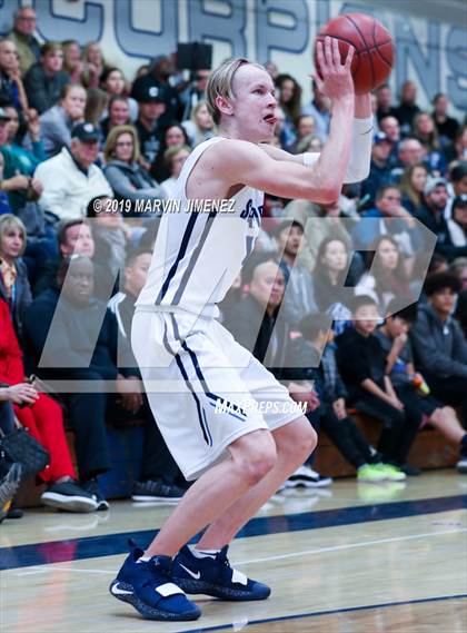 Thumbnail 3 in Camarillo vs Moorpark photogallery.