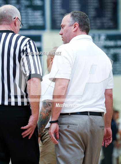 Thumbnail 2 in Camarillo vs Moorpark photogallery.