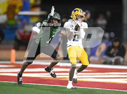 Thumbnail 3 in Grant vs. Pacifica (CIF State D2-AA Final) photogallery.