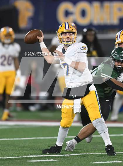 Thumbnail 2 in Grant vs. Pacifica (CIF State D2-AA Final) photogallery.