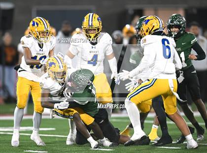 Thumbnail 1 in Grant vs. Pacifica (CIF State D2-AA Final) photogallery.