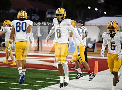 Thumbnail 3 in Grant vs. Pacifica (CIF State D2-AA Final) photogallery.