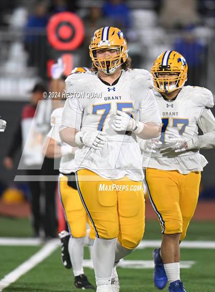 Thumbnail 3 in Grant vs. Pacifica (CIF State D2-AA Final) photogallery.