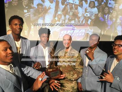 Thumbnail 3 in Meadowcreek TOC Ceremony photogallery.