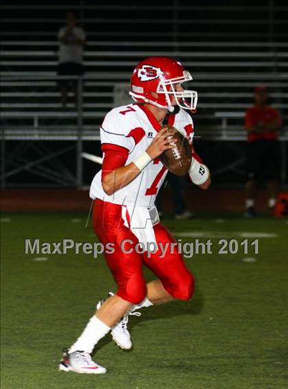Thumbnail 2 in Burroughs vs. Saugus photogallery.