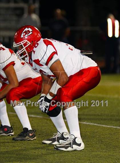 Thumbnail 3 in Burroughs vs. Saugus photogallery.