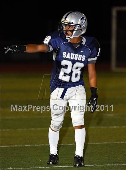 Thumbnail 3 in Burroughs vs. Saugus photogallery.