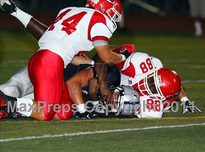 Thumbnail 3 in Burroughs vs. Saugus photogallery.