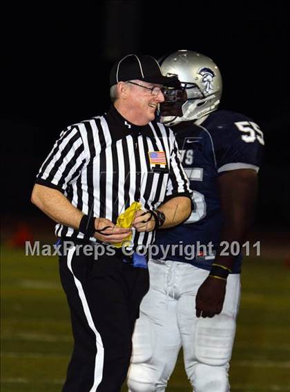 Thumbnail 3 in Burroughs vs. Saugus photogallery.