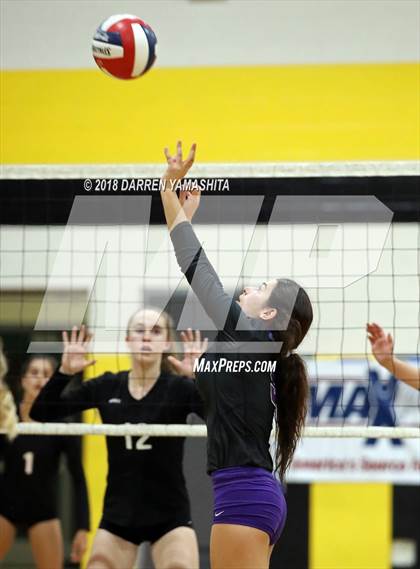 Thumbnail 3 in Salinas vs. Homestead (CIF CCS D1 Final) photogallery.