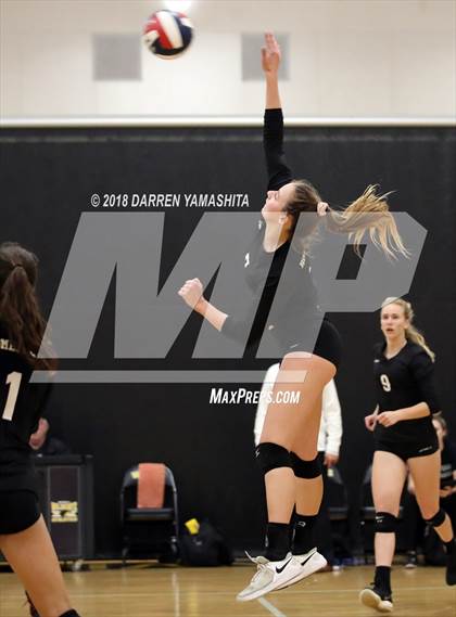 Thumbnail 3 in Salinas vs. Homestead (CIF CCS D1 Final) photogallery.