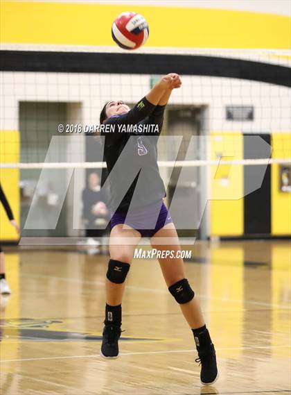 Thumbnail 2 in Salinas vs. Homestead (CIF CCS D1 Final) photogallery.