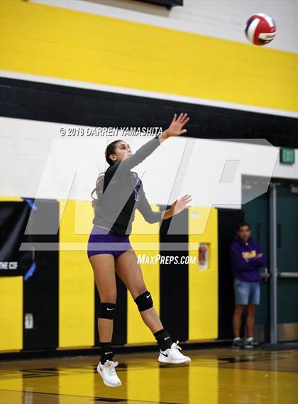 Thumbnail 2 in Salinas vs. Homestead (CIF CCS D1 Final) photogallery.