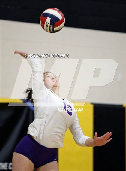 Thumbnail 3 in Salinas vs. Homestead (CIF CCS D1 Final) photogallery.