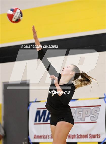 Thumbnail 2 in Salinas vs. Homestead (CIF CCS D1 Final) photogallery.