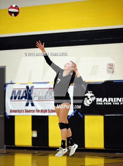 Thumbnail 1 in Salinas vs. Homestead (CIF CCS D1 Final) photogallery.