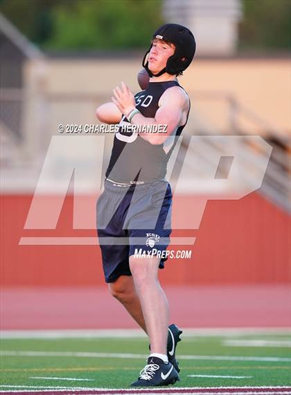 Thumbnail 3 in Episcopal School of Dallas vs Johnson (Texas 7 on 7 State Qualifier) photogallery.