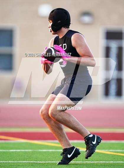 Thumbnail 3 in Episcopal School of Dallas vs Johnson (Texas 7 on 7 State Qualifier) photogallery.