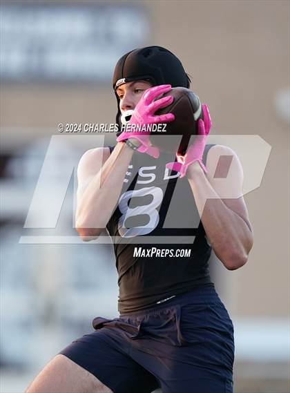 Thumbnail 2 in Episcopal School of Dallas vs Johnson (Texas 7 on 7 State Qualifier) photogallery.