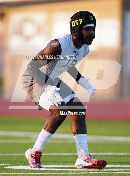 Thumbnail 2 in Episcopal School of Dallas vs Johnson (Texas 7 on 7 State Qualifier) photogallery.
