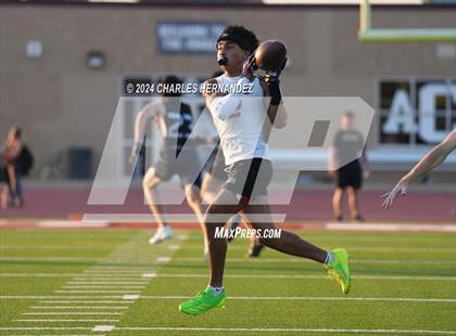 Thumbnail 2 in Episcopal School of Dallas vs Johnson (Texas 7 on 7 State Qualifier) photogallery.