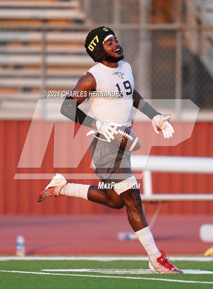 Thumbnail 2 in Episcopal School of Dallas vs Johnson (Texas 7 on 7 State Qualifier) photogallery.