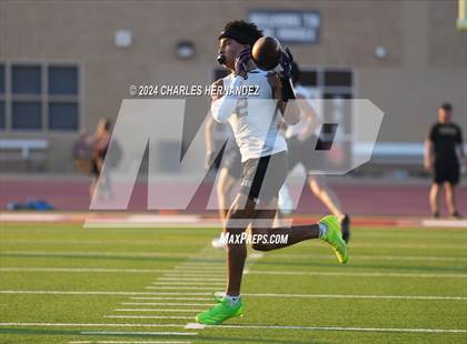 Thumbnail 1 in Episcopal School of Dallas vs Johnson (Texas 7 on 7 State Qualifier) photogallery.