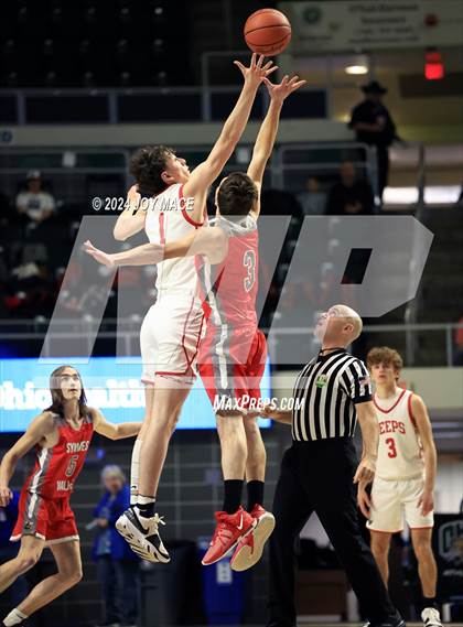 Thumbnail 1 in South Webster vs Symmes Valley (OHSAA Southeast Division IV Southeast 2 Sectional Quarterfinal) photogallery.