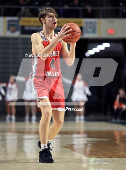 Thumbnail 2 in South Webster vs Symmes Valley (OHSAA Southeast Division IV Southeast 2 Sectional Quarterfinal) photogallery.