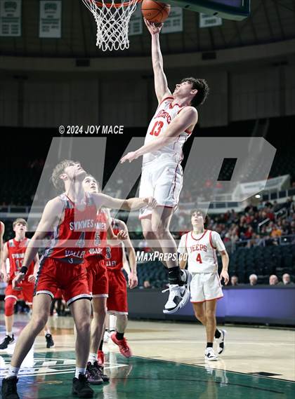 Thumbnail 2 in South Webster vs Symmes Valley (OHSAA Southeast Division IV Southeast 2 Sectional Quarterfinal) photogallery.