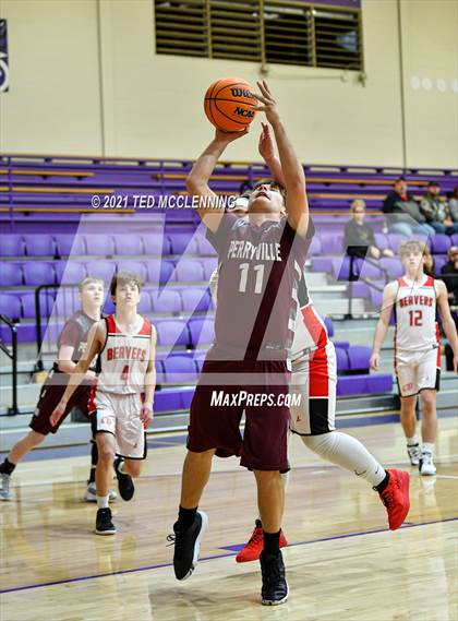 Thumbnail 1 in Glen Rose vs Perryville (Fountain Lake Christmas Classsic) photogallery.