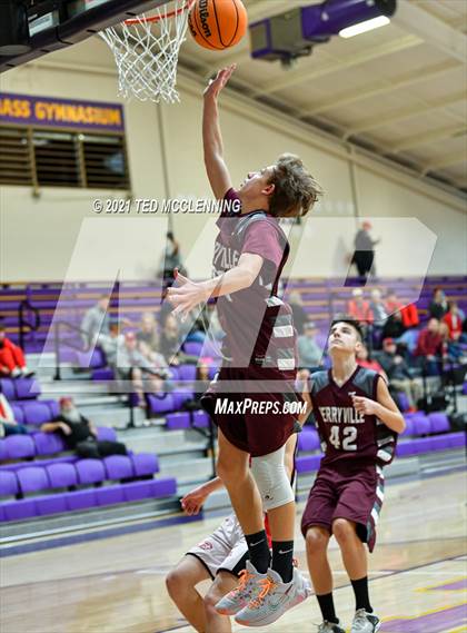Thumbnail 1 in Glen Rose vs Perryville (Fountain Lake Christmas Classsic) photogallery.